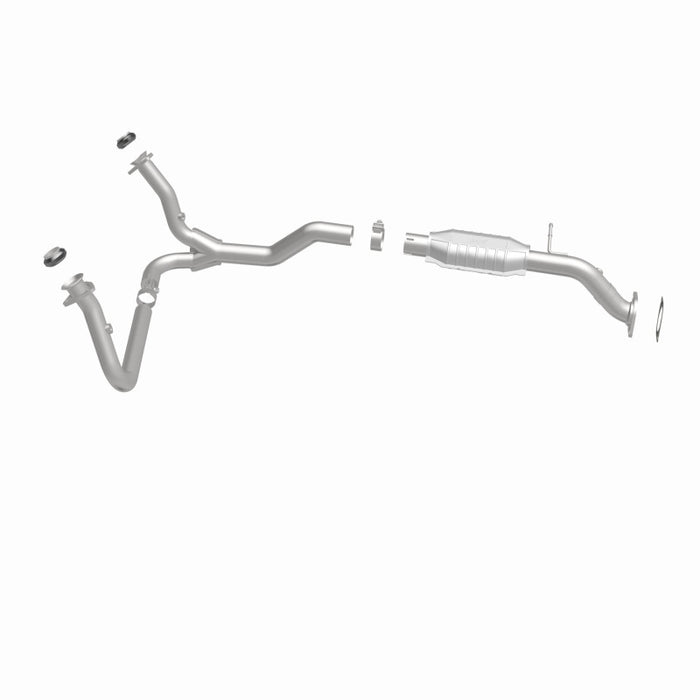 MagnaFlow Direct Fit Catalytic Converter 00-05 Blazer 4WD 4.3L