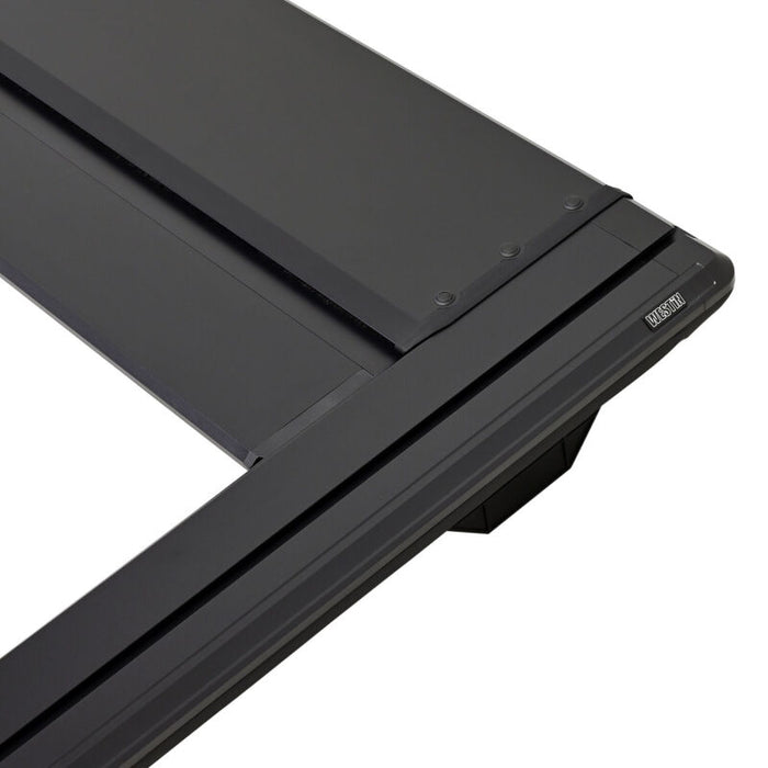 Westin 19-26 GM  Silverado/Sierra 1500 5ft 8in Bed Manual Retractable Tonneau Cover - Black