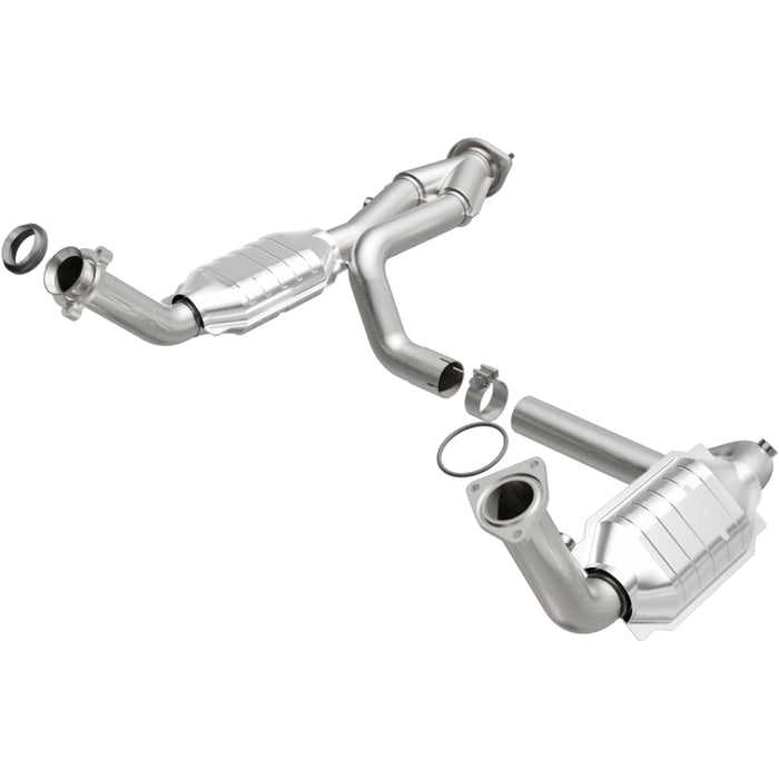 MagnaFlow DF Cat. Conv 02-06 Cadillac Truck. 8 5.3L Dual Conv. Y-Pipe Assy 2wd/Chevy Truck 99-07