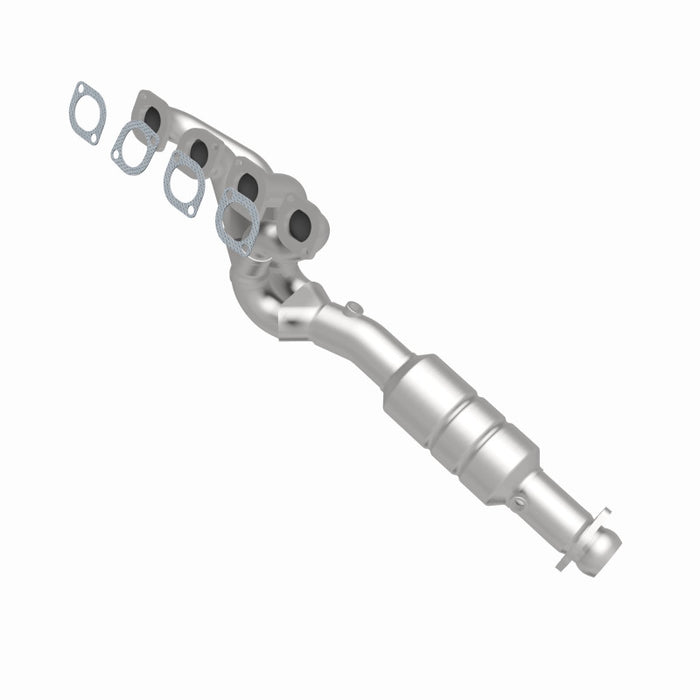 MagnaFlow Direct Fit Catalytic Converter 02-03 BMW 745i 4.4L