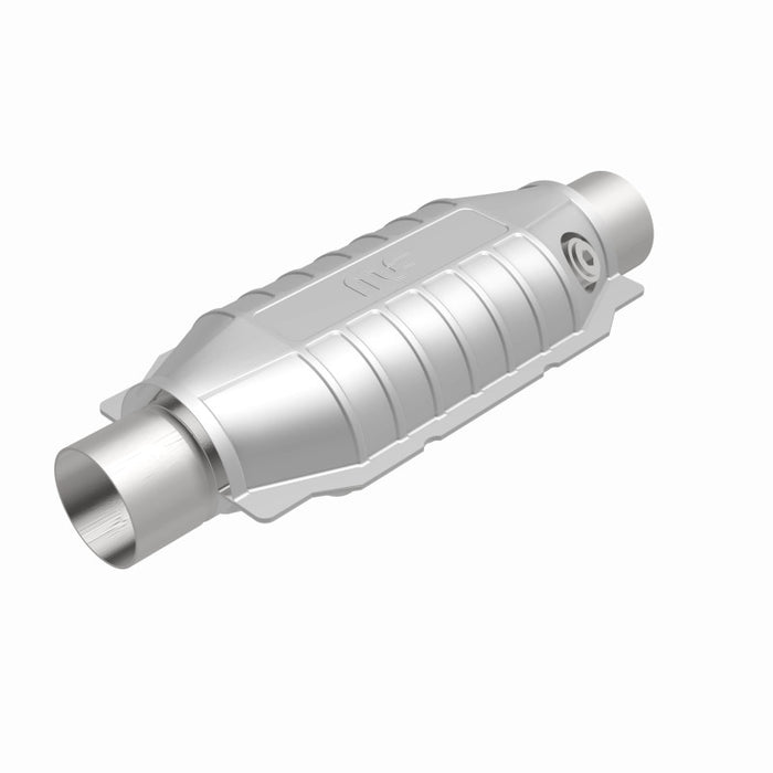 MagnaFlow Universal Catalytic Converter 3in In/Out Center/Center Oval w/ 02 Sensor