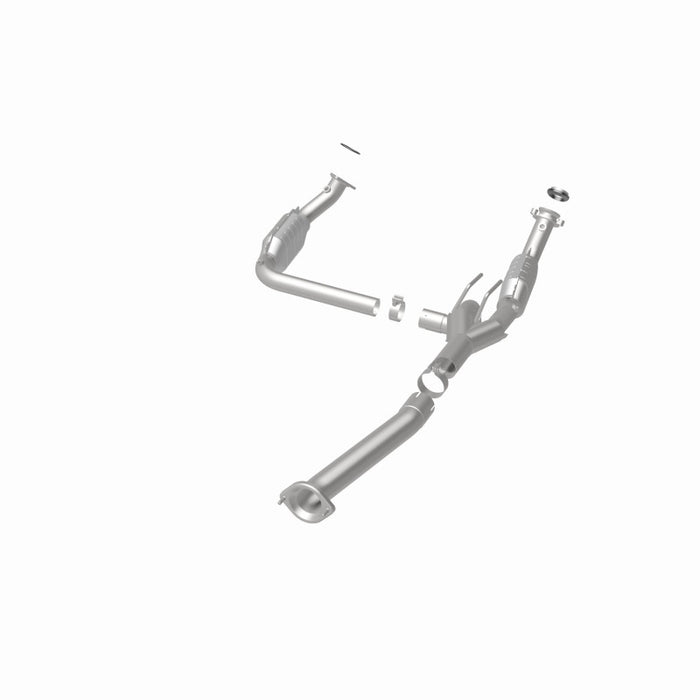 MagnaFlow Direct Fit Catalytic Converter 03- Chevy Express 4.3L/5.4L
