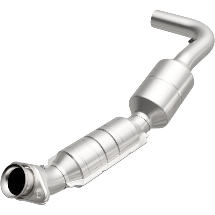 MagnaFlow Direct Fit Catalytic Converter 05-07 Ford E150 4.6L Driver Side
