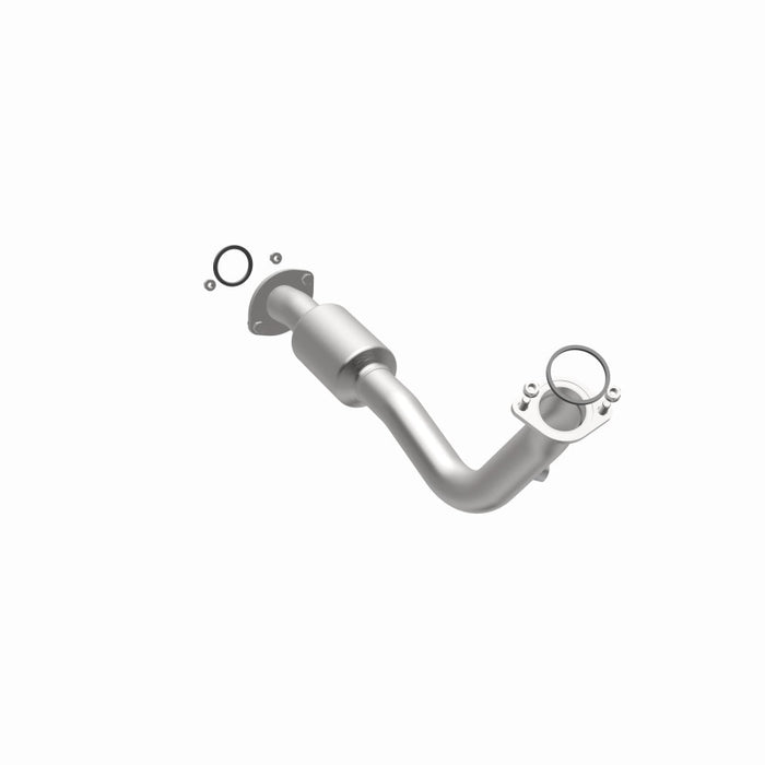 MagnaFlow Direct Fit Catalytic Converter 13-15 RAV4 2.5 Underbody