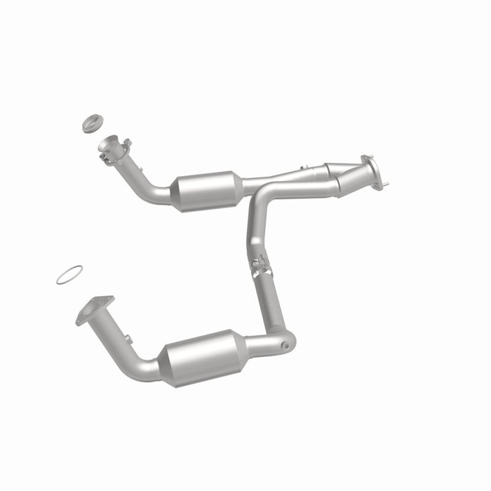 MagnaFlow 04-06 Chevrolet Silverado 1500 5.3L Direct Fit Catalytic Converter