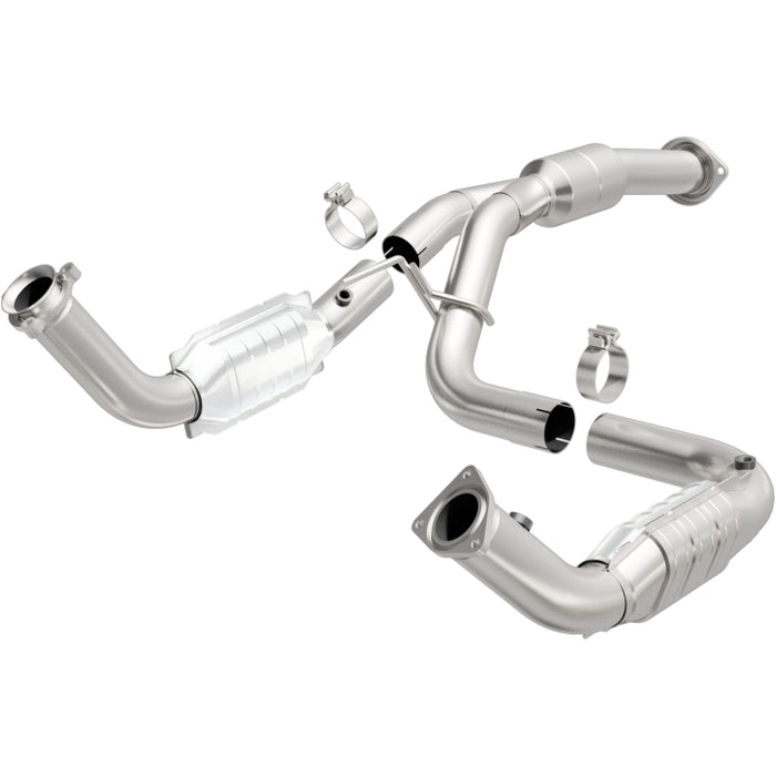 MagnaFlow Direct Fit Catalytic Converter 11-13 Chev Silverado 2500 HD/3500 HD 6.0L