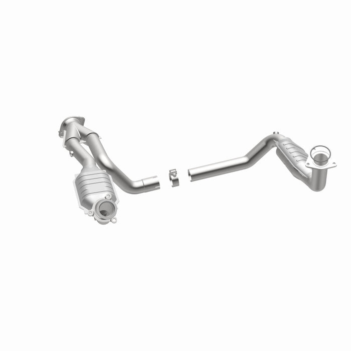 MagnaFlow DF Cat. Conv 02-06 Cadillac Truck. 8 5.3L Dual Conv. Y-Pipe Assy 2wd/Chevy Truck 99-07