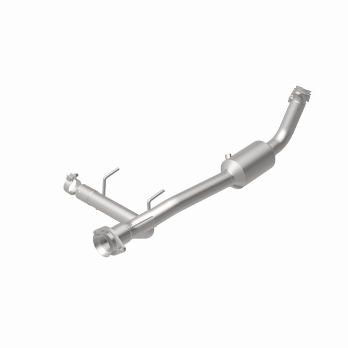 MagnaFlow Direct Fit Catalytic Converter 05-06 Lincoln Navigator 5.4L w/ 3in Main Piping