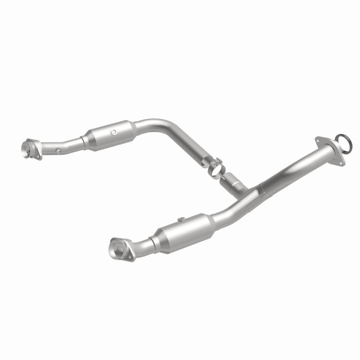 MagnaFlow DF Cat Conv 06-09 Ford Explorer/06-10 Mercury Mountaineer 4.6L Y-Pipe Assembly (49 State)