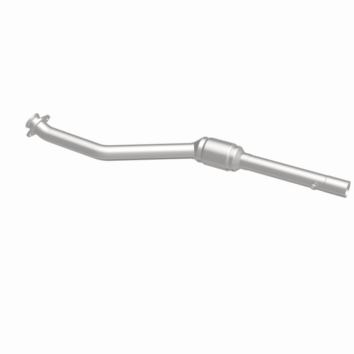 MagnaFlow Direct Fit Catalytic Converter 99-00 BMW 540i 4.4L DS Rear