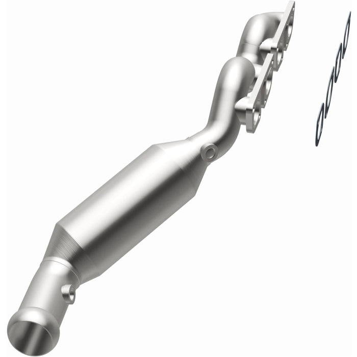 MagnaFlow 07-10 BMW X5 4.8L Direct Fit Converter