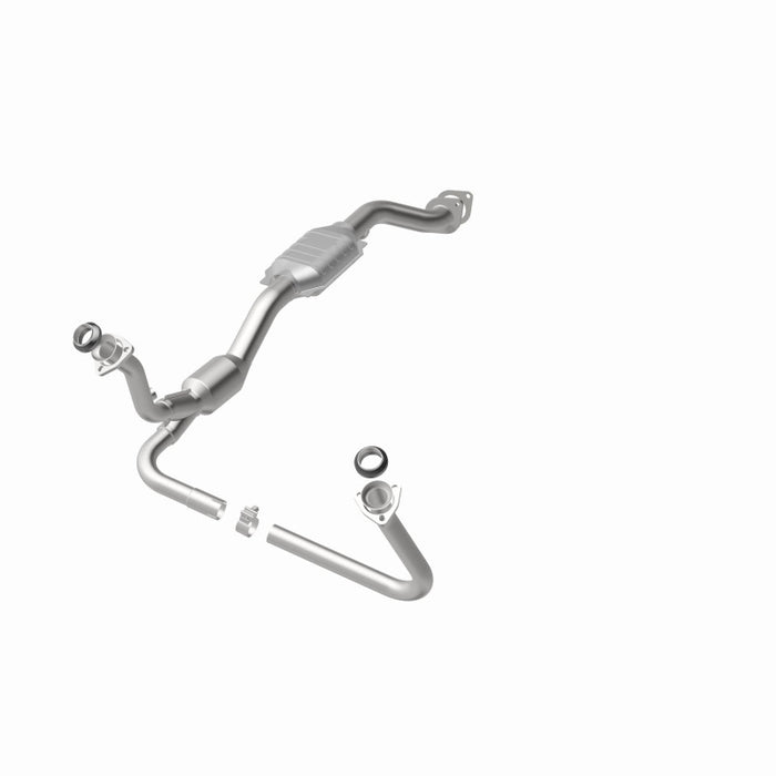 MagnaFlow Direct Fit Catalytic Converter 01-05 Chevy Blazer 4.3L 4WD