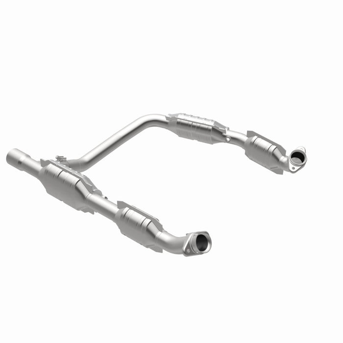 MagnaFlow Direct Fit Catalytic Converter Ford E350 Van 06 5.4L OEM
