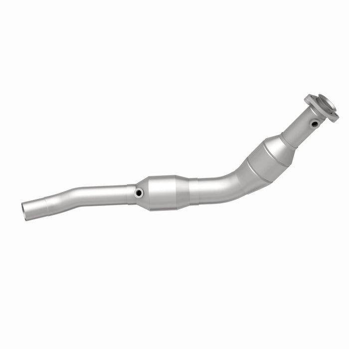 MagnaFlow Direct Fit Catalytic Converter 05-08 LR3/RR Sport Driver Side
