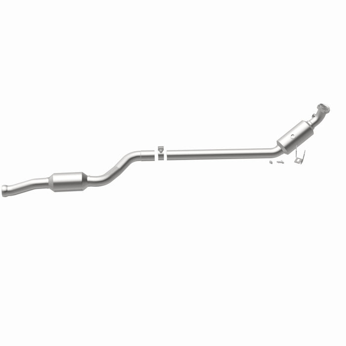 MagnaFlow Direct Fit Catalytic Converter 13-14 Mercedes-Benz GLK350 3.5L