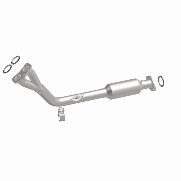 MagnaFlow Direct Fit Catalytic Converter California Grade 96-98 Toyota 4Runner 2.7L