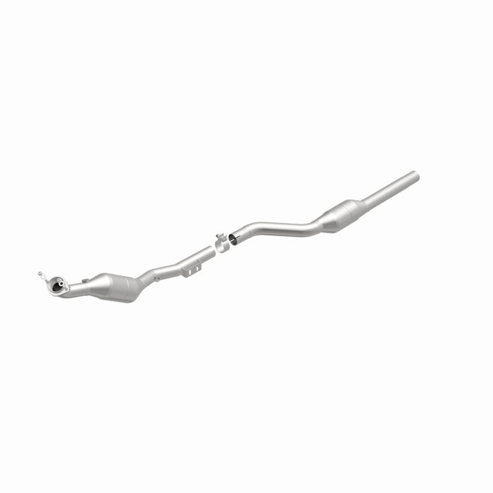 MagnaFlow Direct Fit Catalytic Converter 00-02 Mercedes E430 4.3L