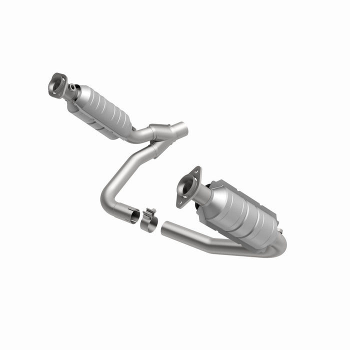 MagnaFlow Direct Fit Catalytic Converter Dakota 05-06 6 3.7L