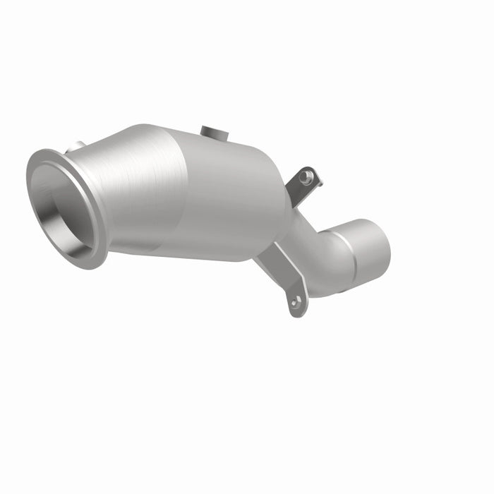 MagnaFlow Direct Fit Catalytic Converter 2014 BMW X5 3.0L Closed Couple