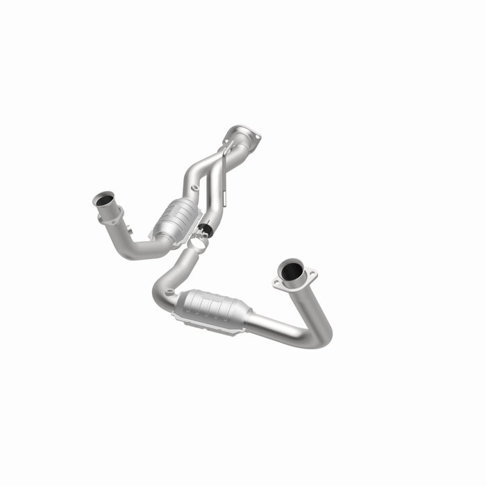 MagnaFlow Direct Fit Catalytic Converter 05-06 Jeep Grand Cherokee 3.7L Y-Pipe Assembly