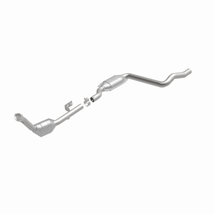 MagnaFlow Direct Fit Catalytic Converter 2003 ML350 3.7L Underbody
