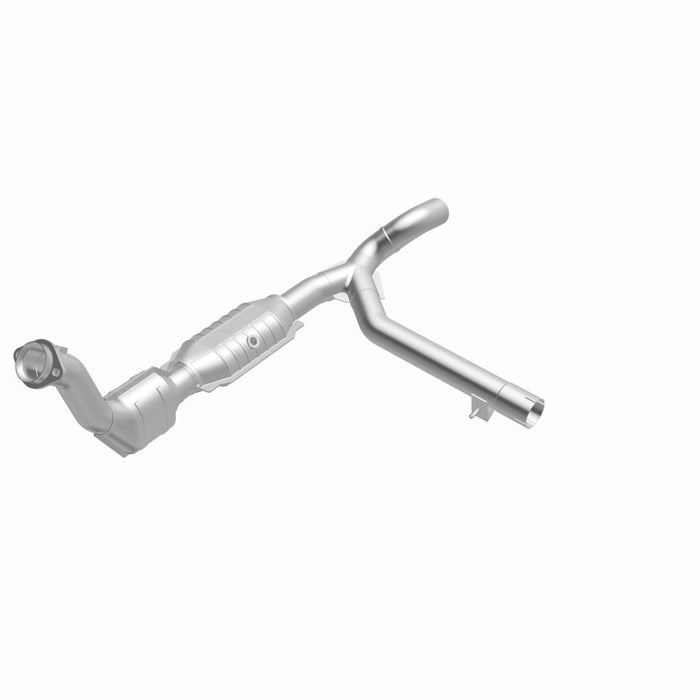 MagnaFlow Direct Fit Catalytic Converter 99-00 Ford Exped 4.6L