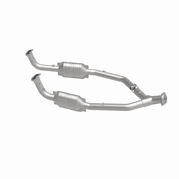 MagnaFlow Conv Direct Fit OEM 2003 Land Rover Discovery Underbody