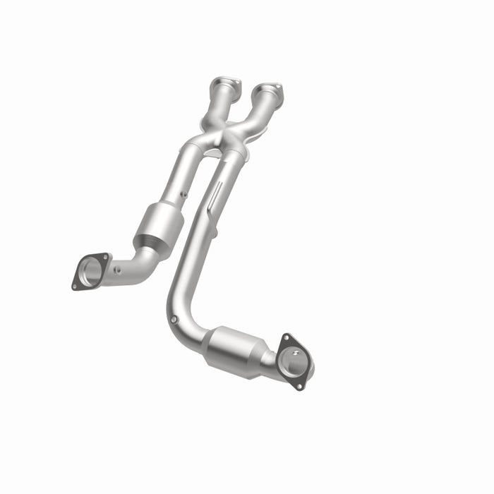 MagnaFlow Direct Fit Catalytic Converter 06-10 Jeep Grand Cherokee 6.1L