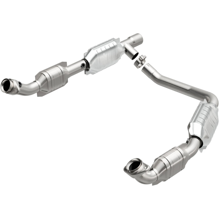 MagnaFlow Direct Fit Catalytic Converter Ford E350 Van 06 5.4L OEM