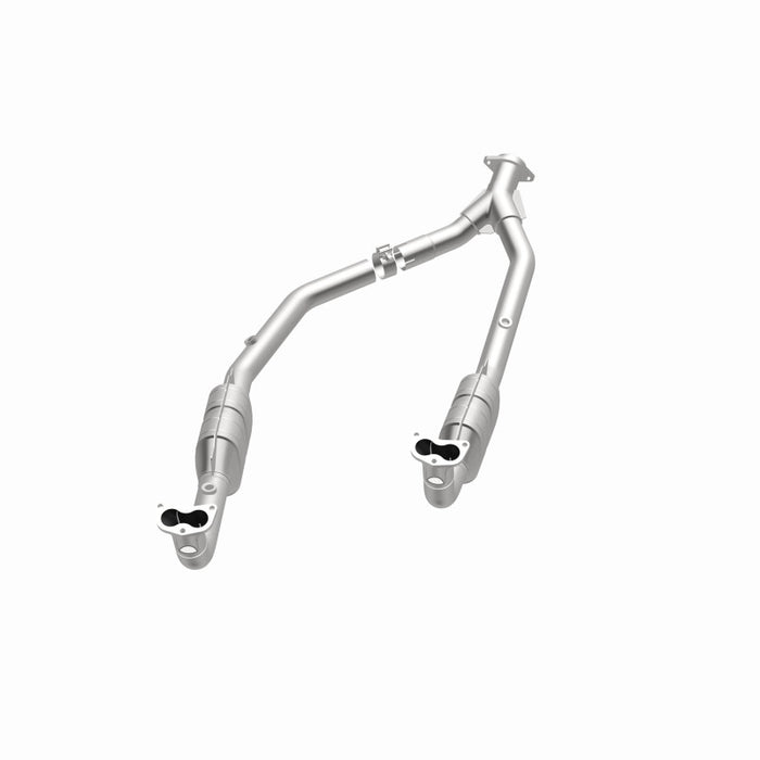 MagnaFlow Direct Fit Catalytic Converter 99-04 LR Discovery V8 OEM