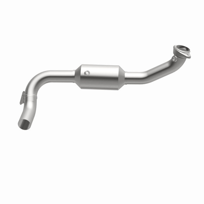 MagnaFlow Direct Fit Catalytic Converter 05-06 Lincoln Navigator 5.4L
