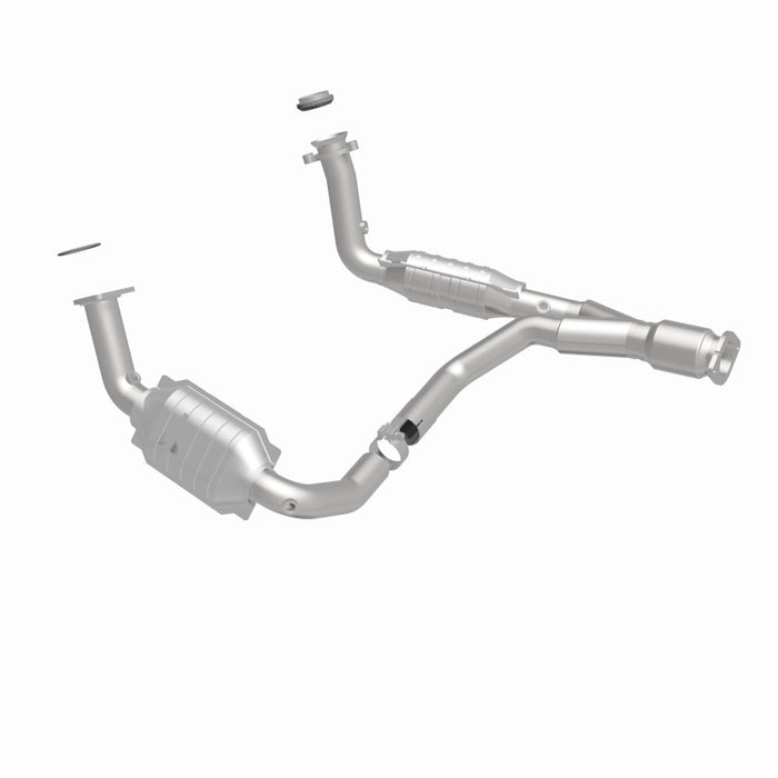 MagnaFlow Direct Fit Catalytic Converter 06-09 TB/Envoy 5.3/6.0 OEM