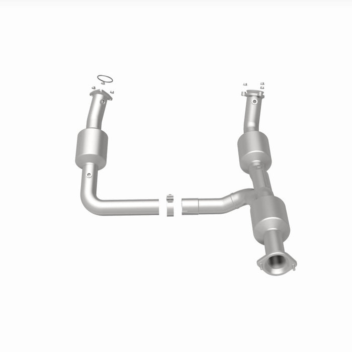 MagnaFlow 18-20 Chevrolet Express 2500 Single Underbody 4.3L Direct Fit Catalytic Converter