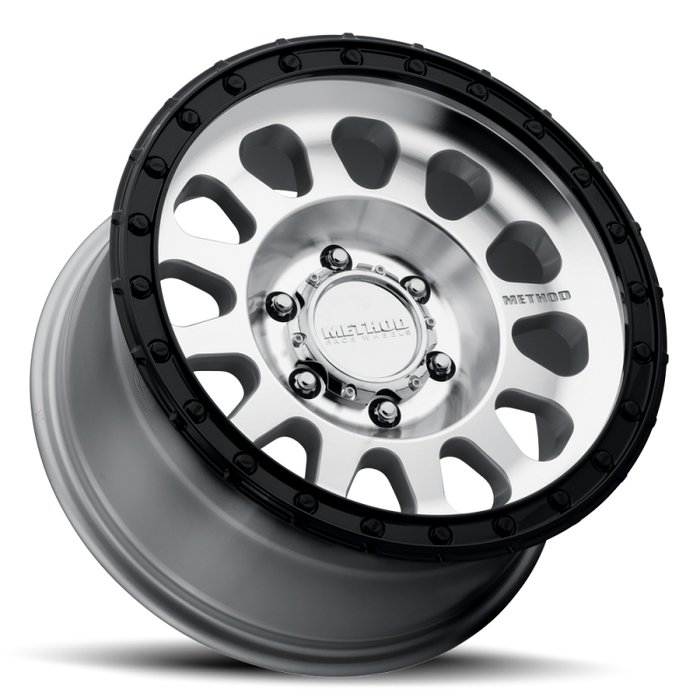 Method MR315 17x9 -12mm Offset 5x5 71.5mm CB Machined Wheel - Gloss Black Lip