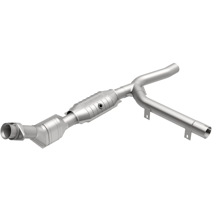 MagnaFlow Direct Fit Catalytic Converter 01 Ford F-150 4.2L
