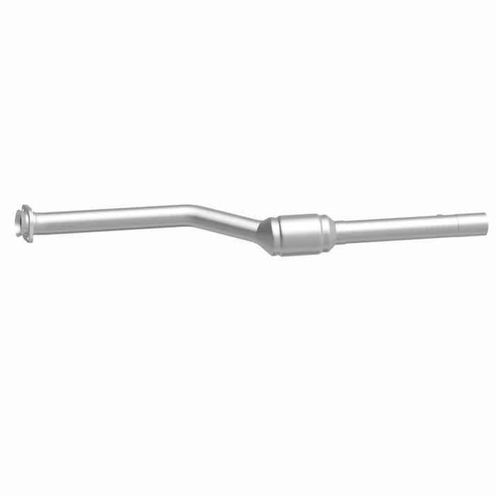 MagnaFlow Direct Fit Catalytic Converter 99-00 BMW 540i 4.4L PS Rear