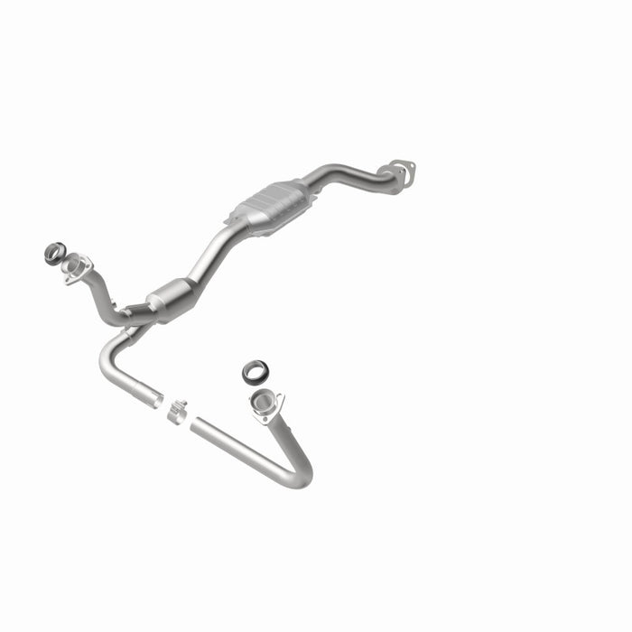 MagnaFlow Direct Fit Catalytic Converter 01-05 Chevy Blazer 4.3L 4WD