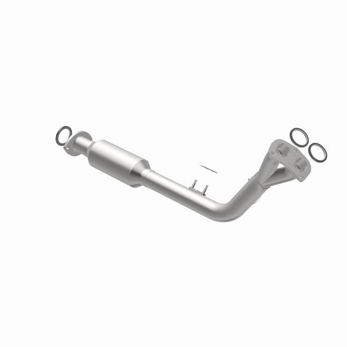 MagnaFlow Direct Fit Catalytic Converter California Grade 96-98 Toyota 4Runner 2.7L