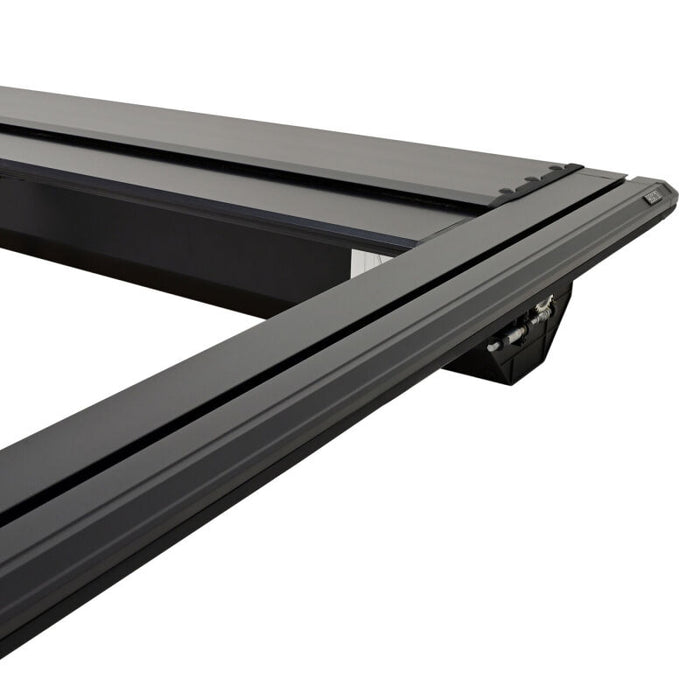 Westin Manual Retractable Tonneau Cover 22-26 Toyota Tundra 5.5ft Bed Black
