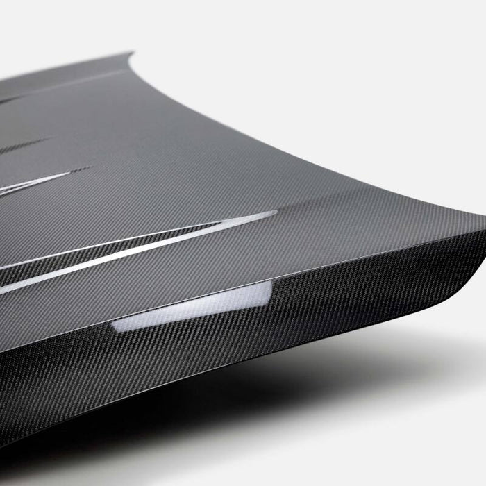 Seibon 2022-2023 Volkswagen Golf GTI/R DV-Style Carbon Fiber Hood