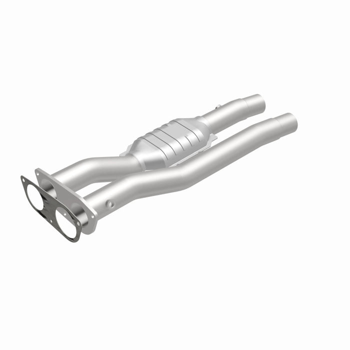 MagnaFlow Direct Fit Catalytic Converter 96-97 7.4L 3500 Truck Rear