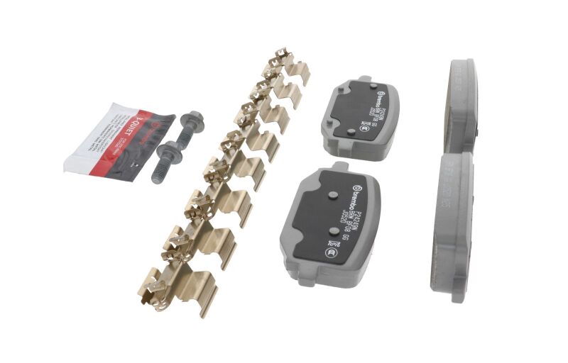 Brembo OE 20-22 Ford Explorer/20-22 Police Interceptor Utility PRIME Ceramic Brake Pad - Rear