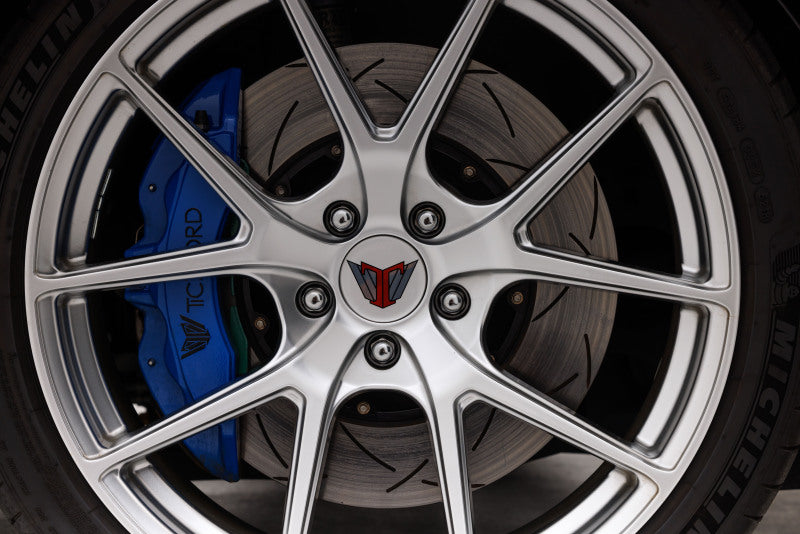 DBA 06-11 Jeep Grand Cherokee SRT 8 Front Cross Drilled & Slotted 5000 XS Series Rotor