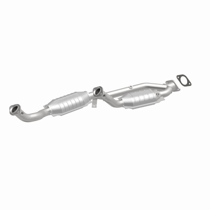 MagnaFlow Direct Fit Catalytic Converter 99-02 Windstar 3.8L