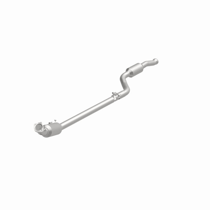 MagnaFlow Direct Fit Catalytic Converter 13-14 Mercedes-Benz GLK350 3.5L