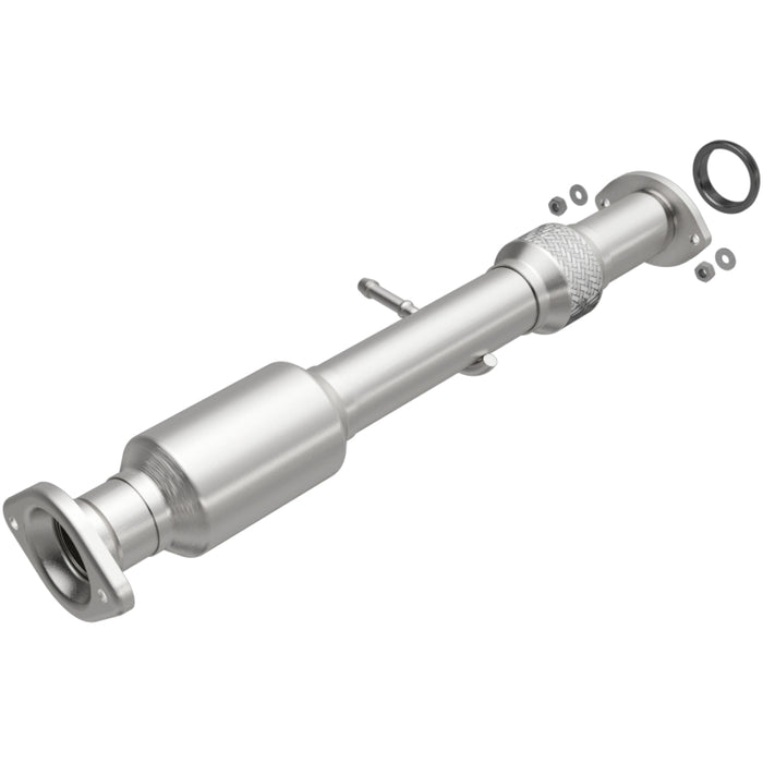 MagnaFlow Direct Fit Catalytic Converter 14-15 Toyota Highlander 3.5L