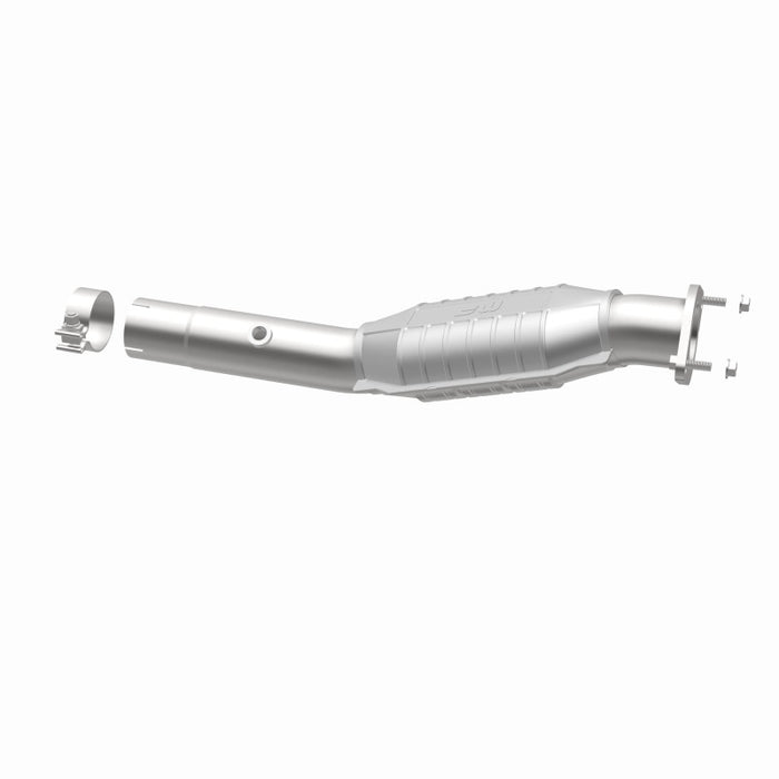 MagnaFlow Direct Fit Catalytic Converter GM 01-02 2500 Passenger Side 6L