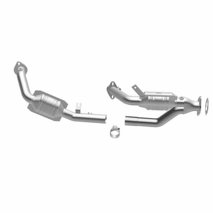 MagnaFlow Direct Fit Catalytic Converter 96-99 Ford Taurus3.0L 50S