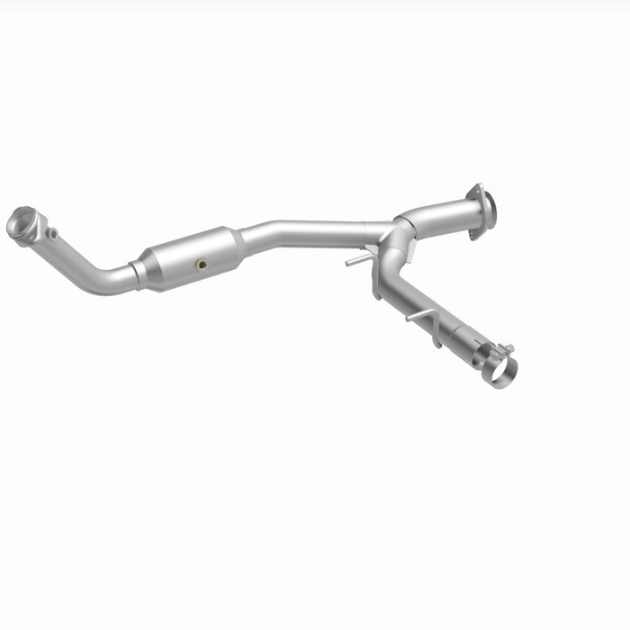 MagnaFlow 05-06 Ford Expedition 5.4L Direct Fit Converter