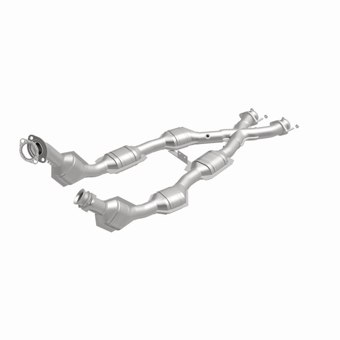 MagnaFlow Direct Fit Catalytic Converter 96-98 Mustang 4.6L 6-Cats